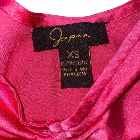 2 Top Bundle - Picture 3 of 8